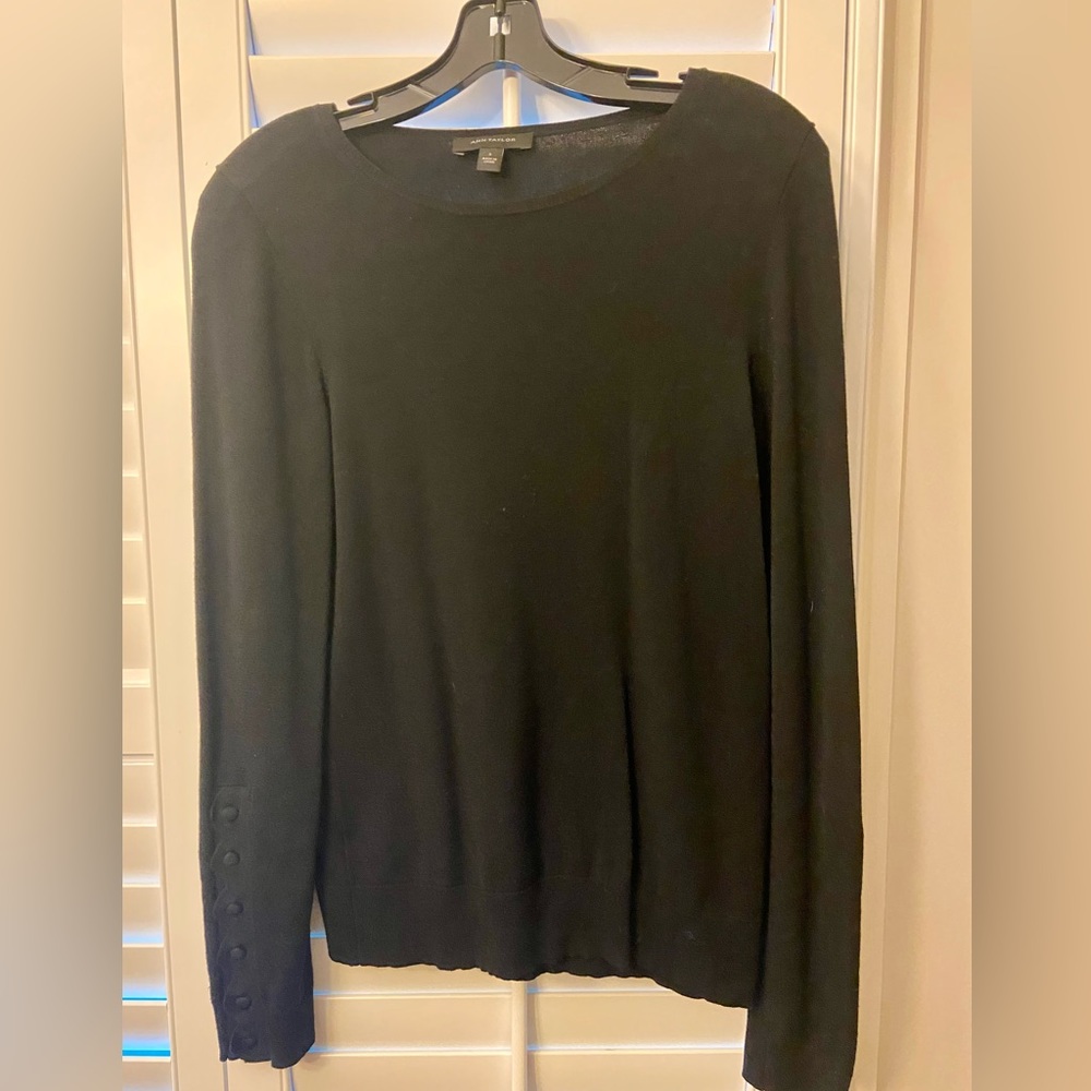 Black Ann Taylor sweater size small